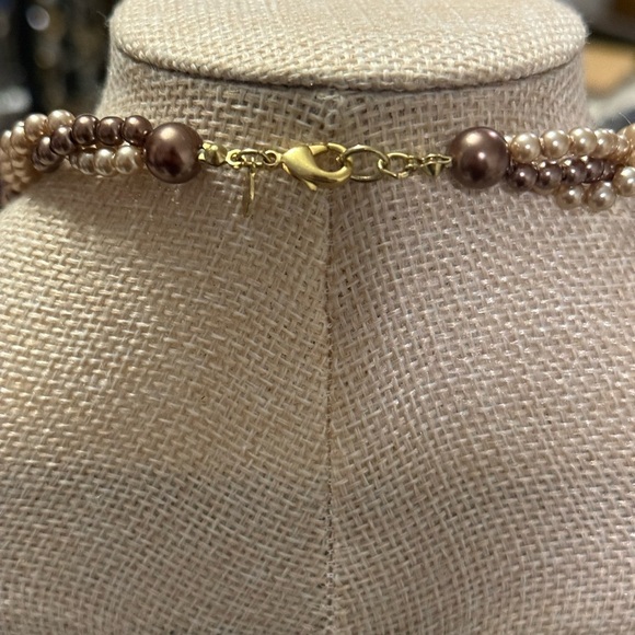 RMN Vintage Brown Triple Strand Faux Pearl Necklace - Picture 4 of 5